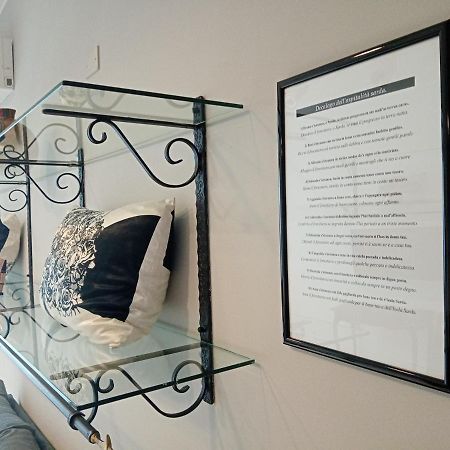 Einaudi 56 Guest House 칼리아리 외부 사진