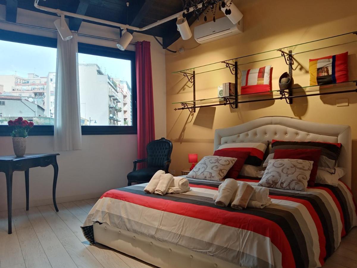 Einaudi 56 Guest House 칼리아리 외부 사진